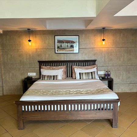 Silverador Resort Тхане Экстерьер фото